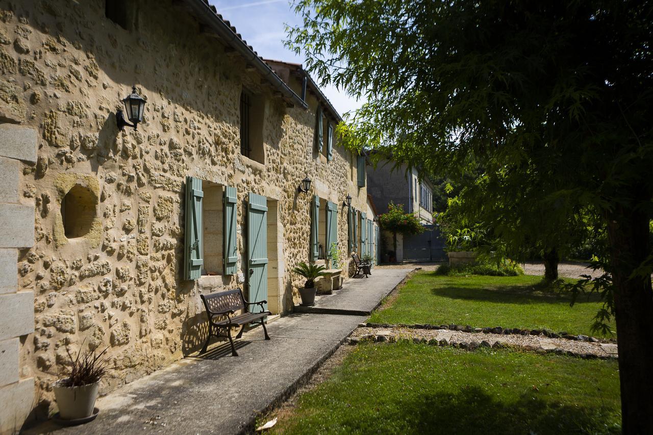 Gite La Maison De La Pimpine Lignan De Bordeaux Exterior photo